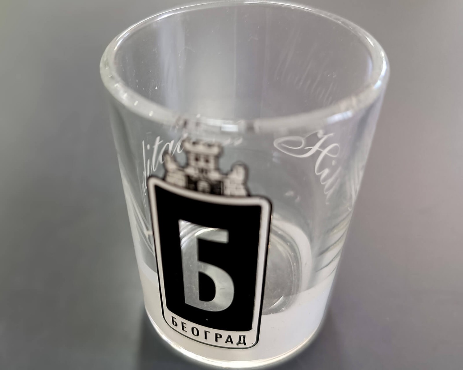 Štampa šolja i predmeta od stakla, porcelana i keramike