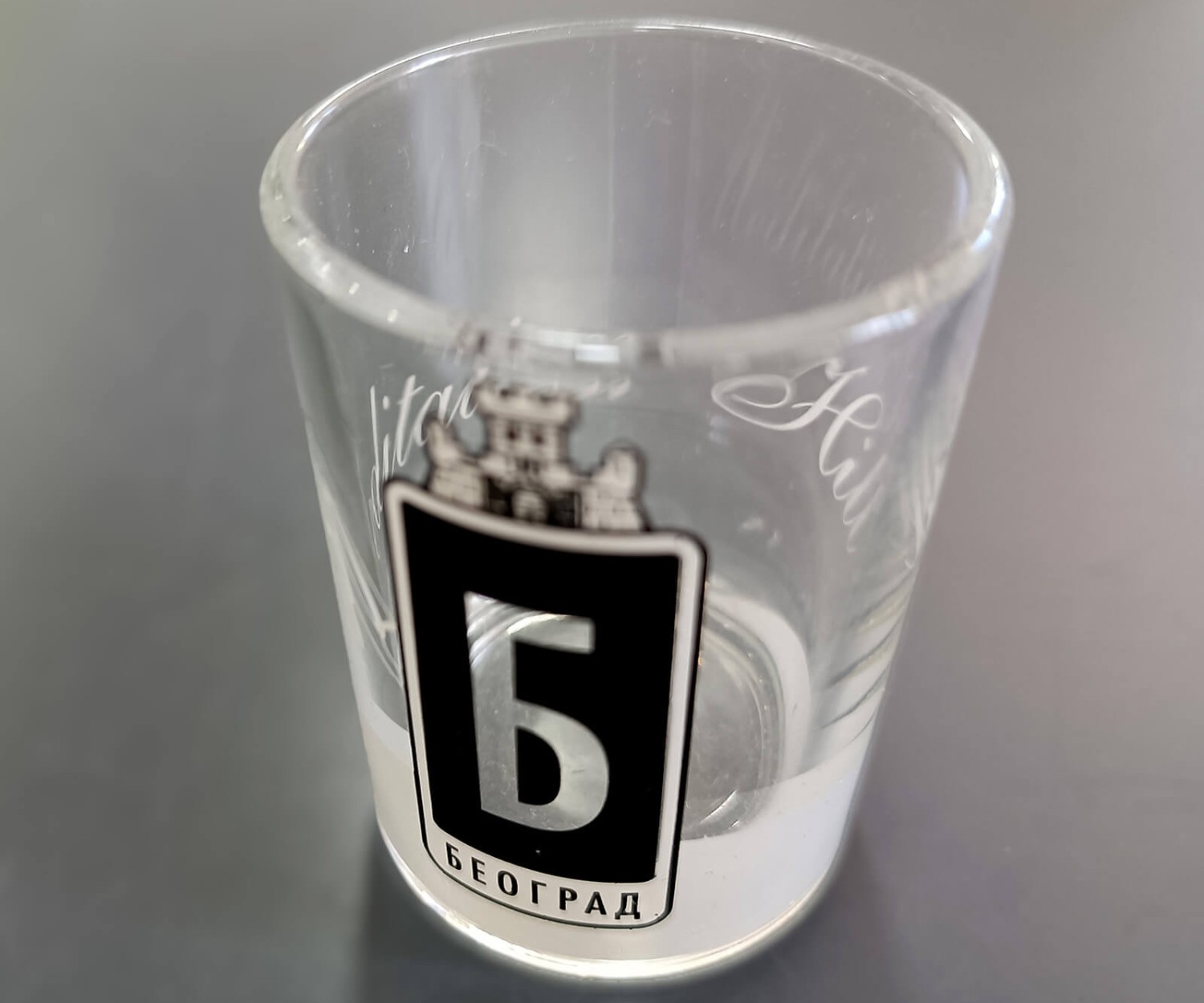 Štampa šolja i predmeta od stakla, porcelana i keramike